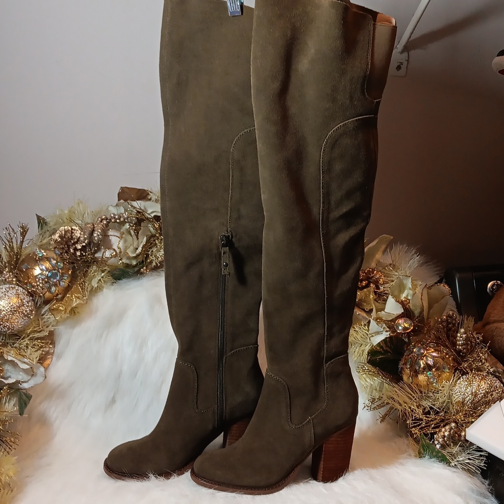 Kelsie Dagger Brooklyn Thigh- High Olive Boots Size 5.5